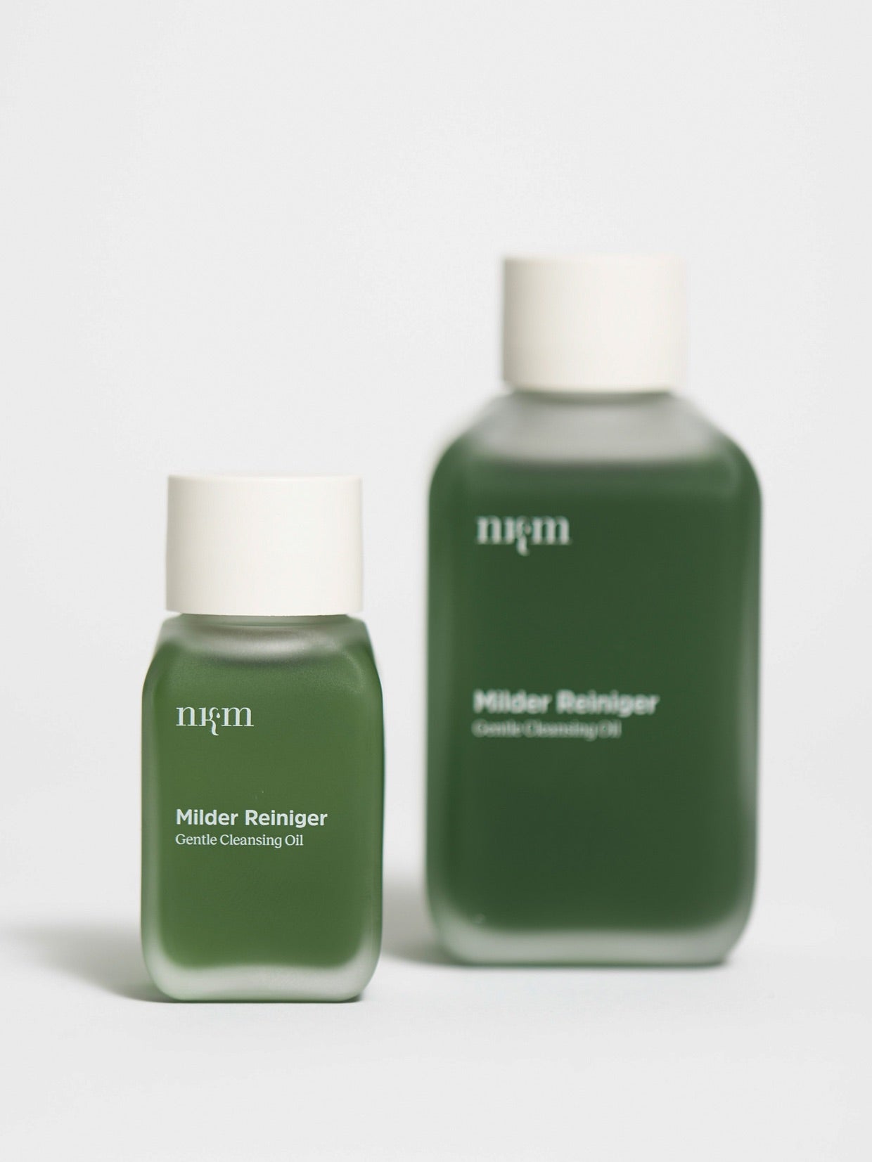 Milder Reiniger in regulärer und Reisegröße