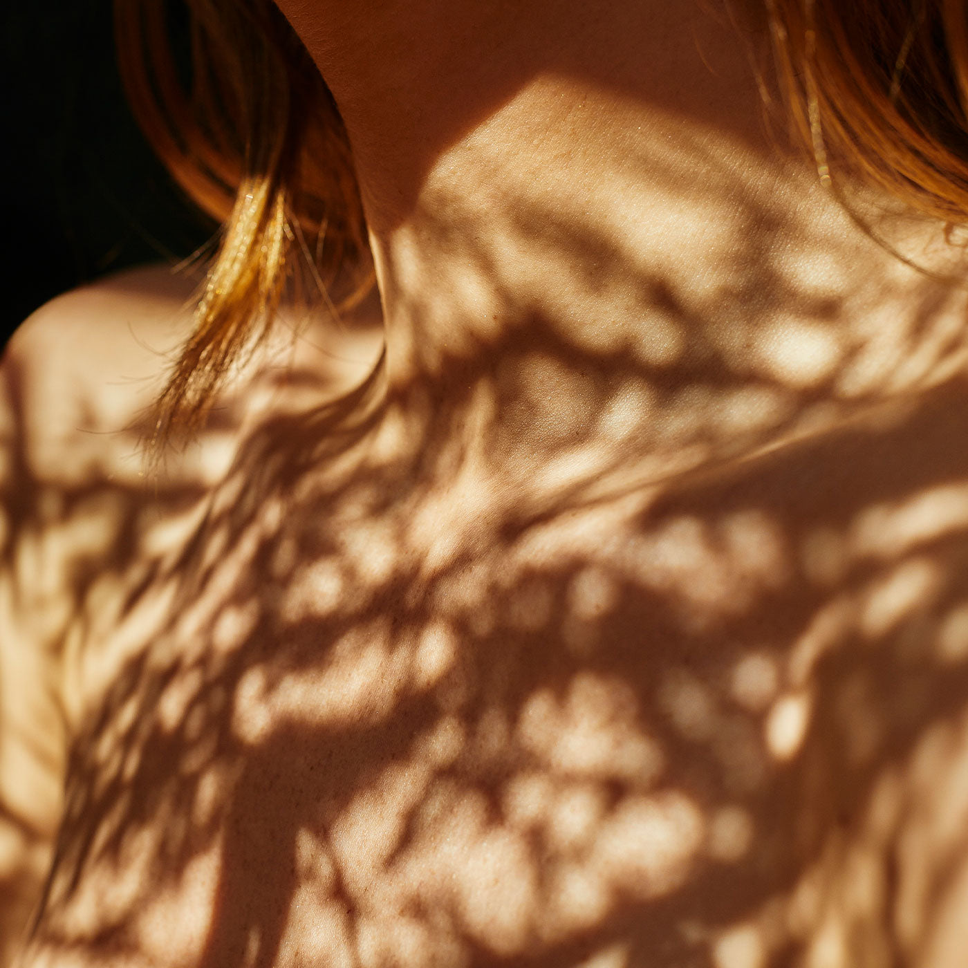 Hals mit Sonne und Schattenspiel