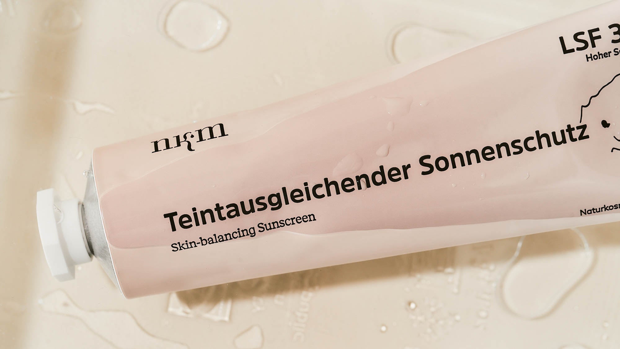 Feuchtigkeitscreme für Sonnenbrand: So unterstützt du deine Haut nach der Sonne