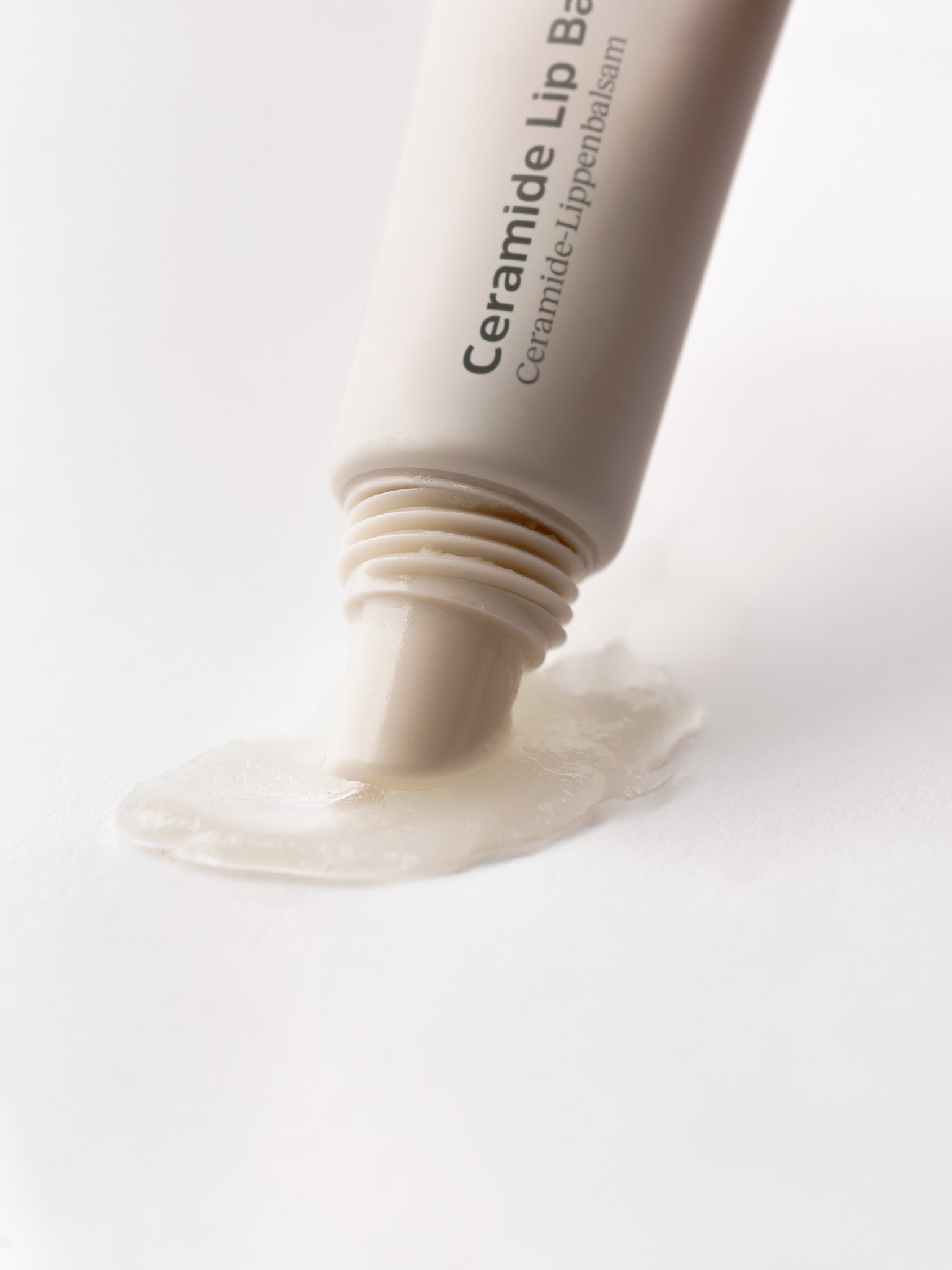 Ceramide Lip Barrier presst Konsistenz heraus