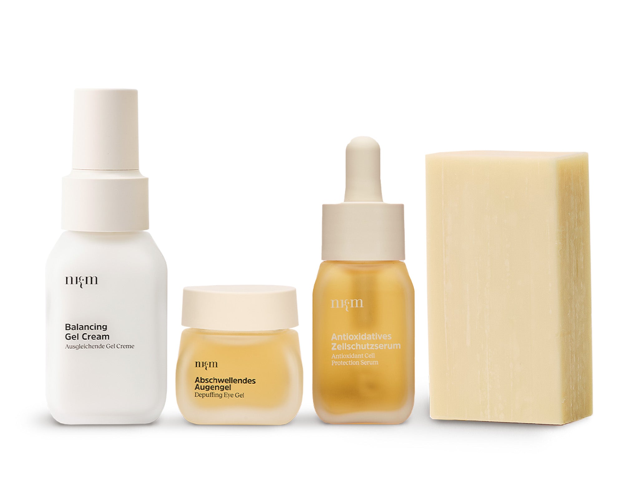 Set mit Balancing Gel Cream, Abschwellendem Augengel, Antioxidativem Zellschutzserum und Beruhigendem Reinigungsblock
